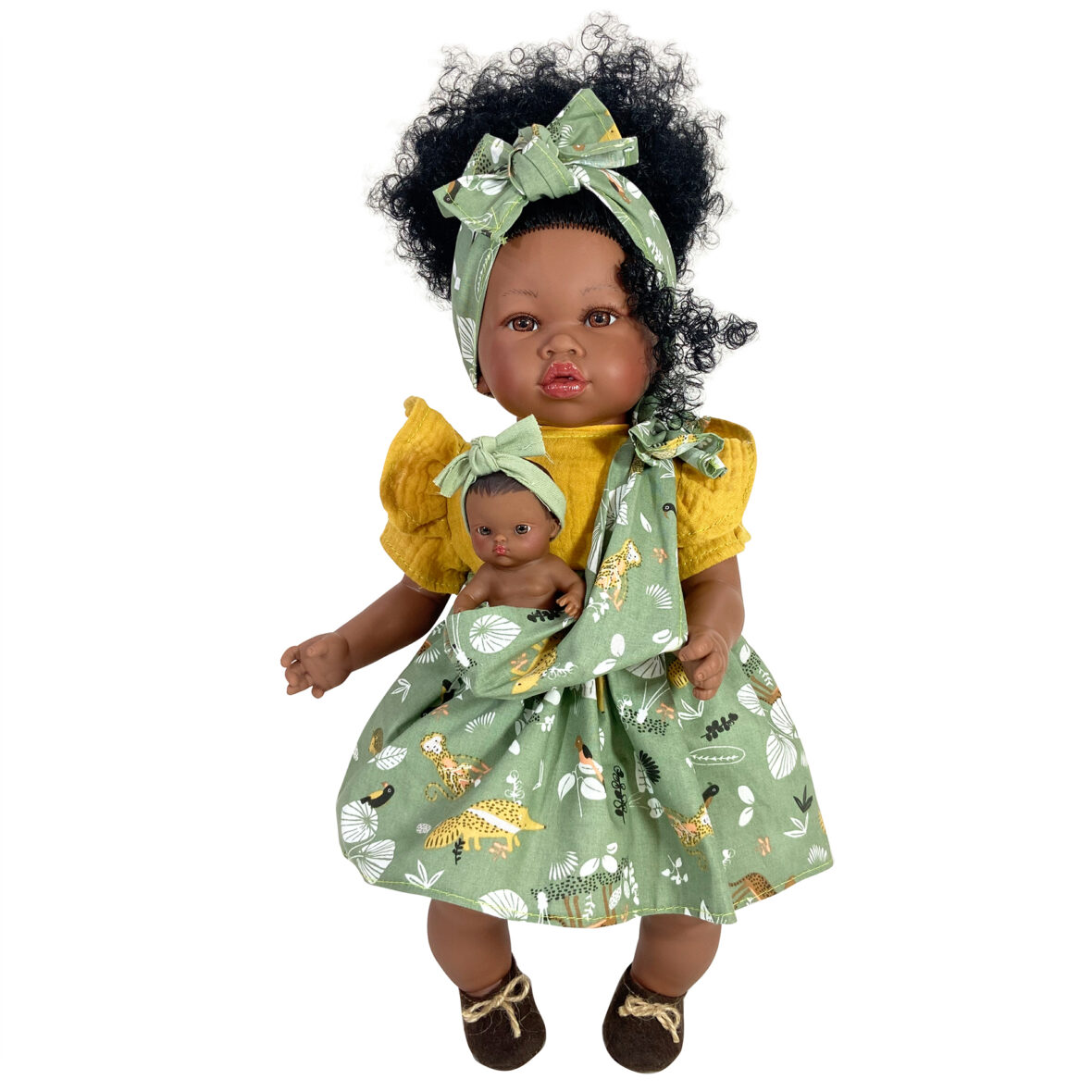 Papusa Nines D’Onil, Maria Afro, cu bebelus, cu miros de vanilie, 45 cm